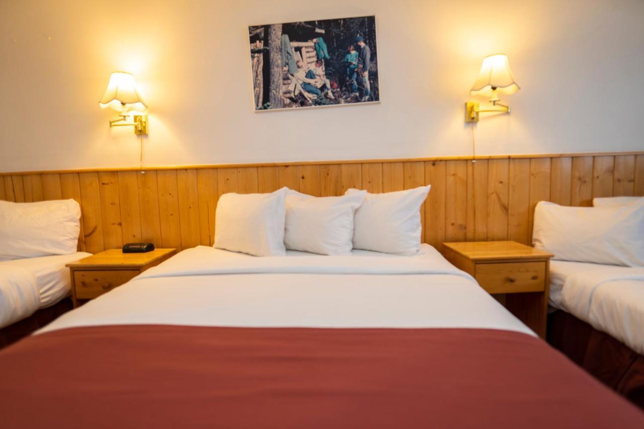 Canadas Best Value Inn- Riverview Hotel Whitehorse Bagian luar foto