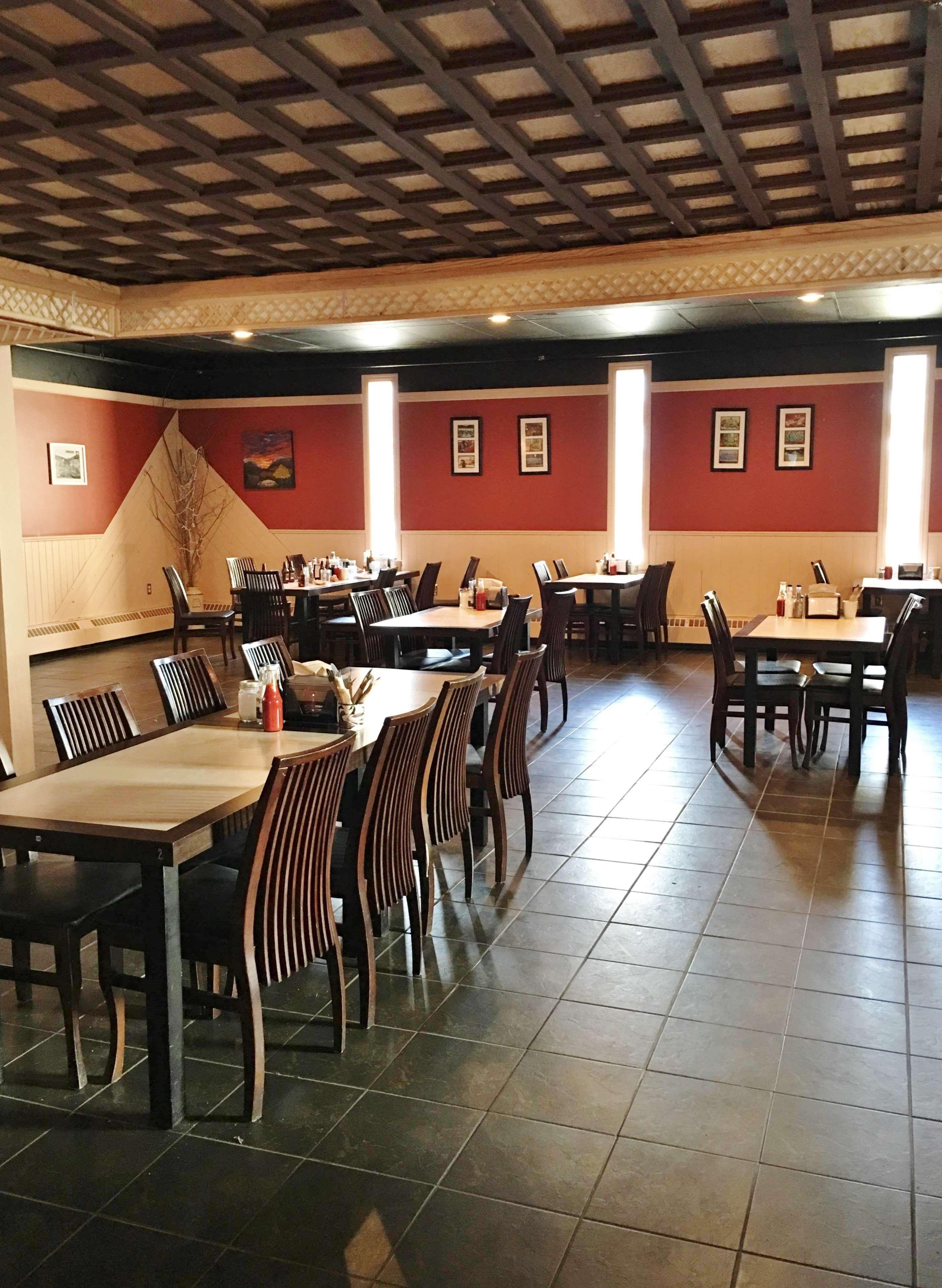 Canadas Best Value Inn- Riverview Hotel Whitehorse Bagian luar foto